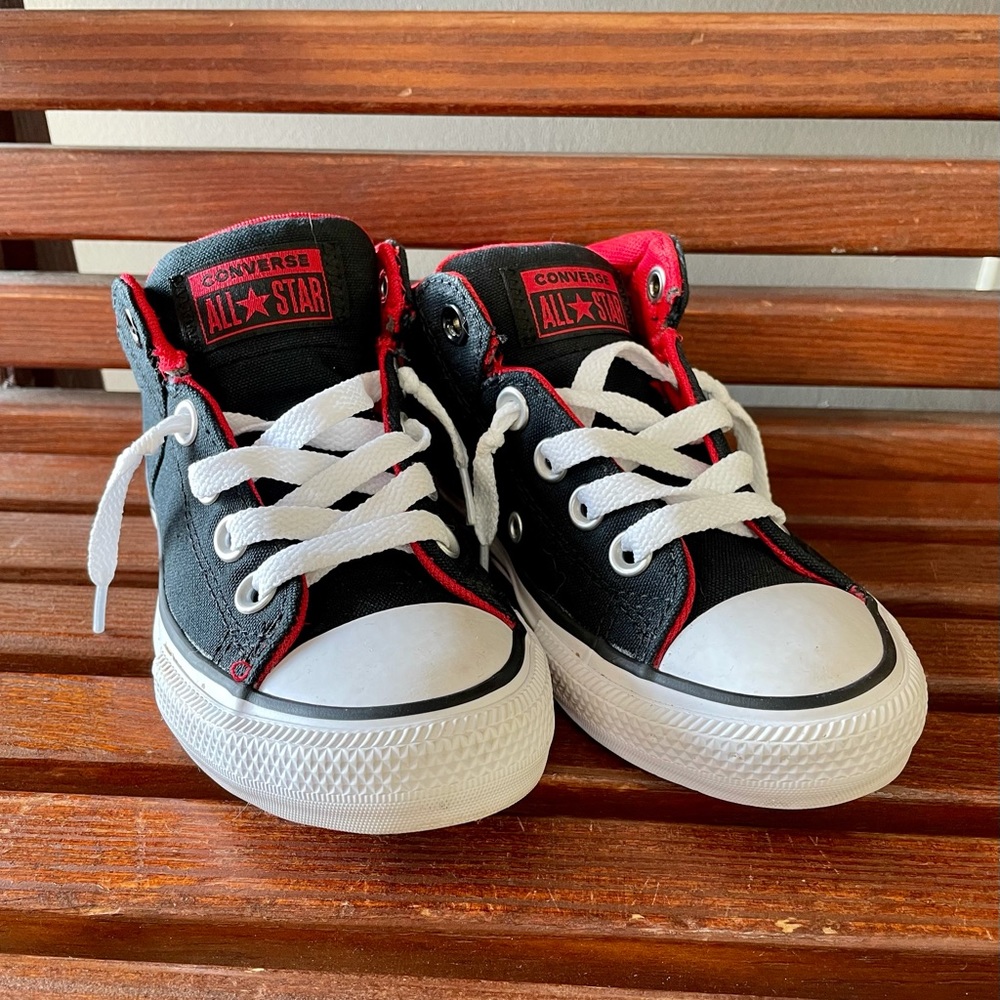 Converse All Star Axel Mid Top Sneakers
